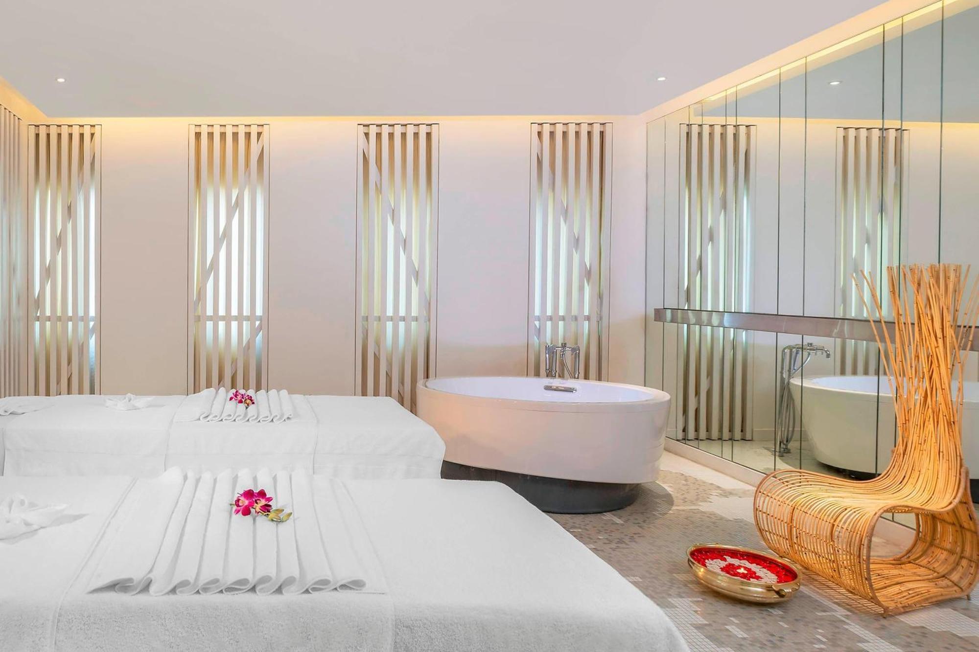 เลอ เมริเดียน มหาพาเลศวร รีสอร์ต แอนด์ สปา Hotel มหาบาเลชวาร์ ภายนอก รูปภาพ