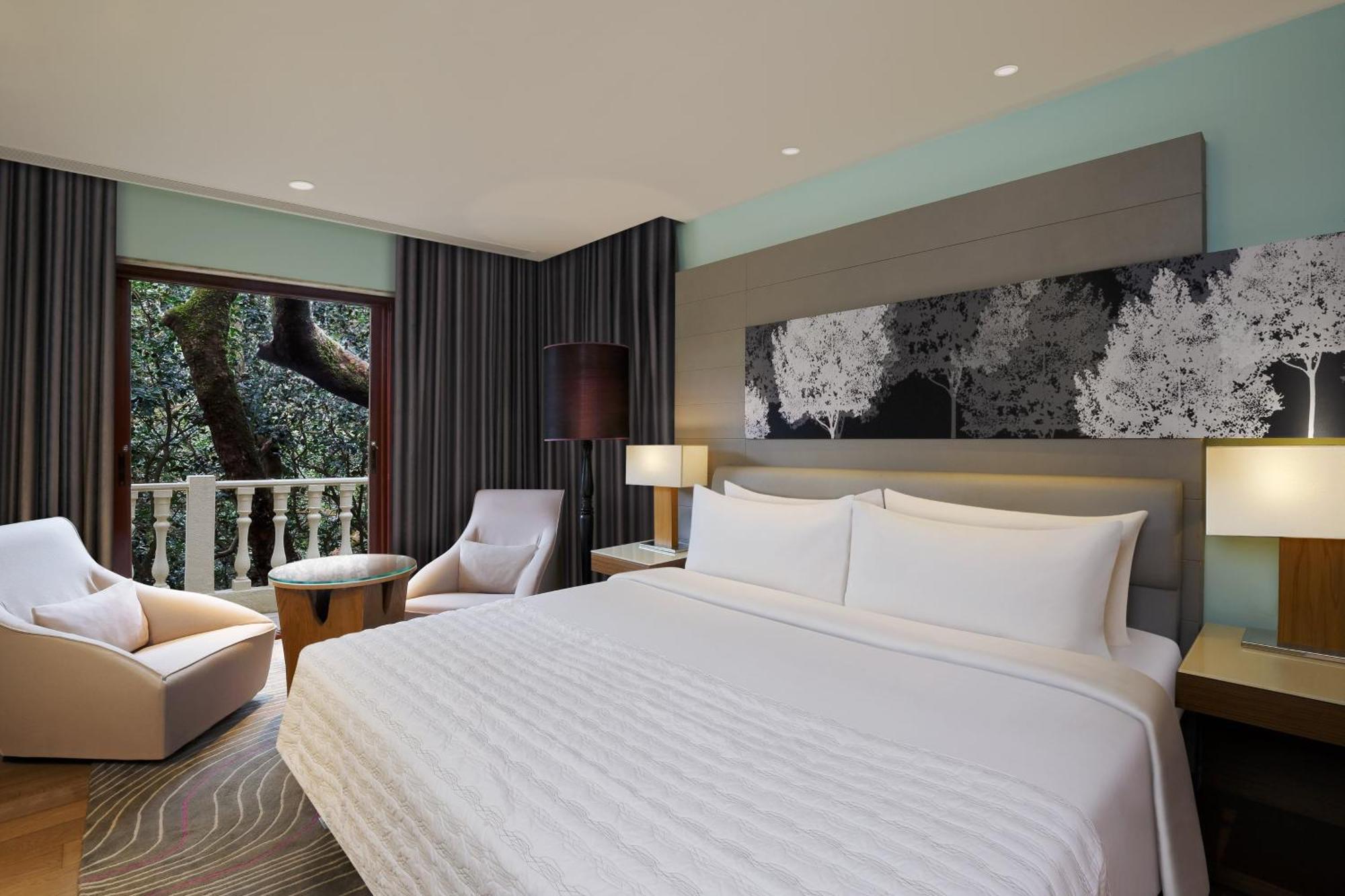 เลอ เมริเดียน มหาพาเลศวร รีสอร์ต แอนด์ สปา Hotel มหาบาเลชวาร์ ภายนอก รูปภาพ