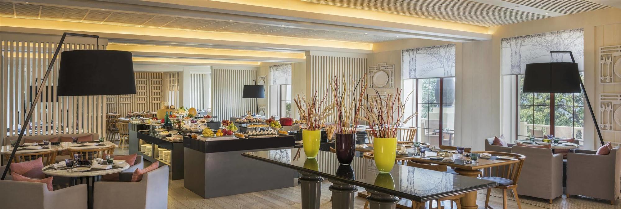 เลอ เมริเดียน มหาพาเลศวร รีสอร์ต แอนด์ สปา Hotel มหาบาเลชวาร์ ภายนอก รูปภาพ